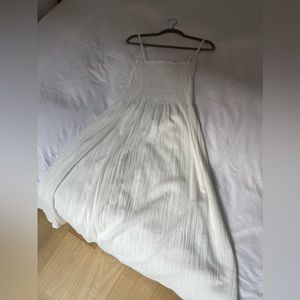 H&M white summer dress 🤍